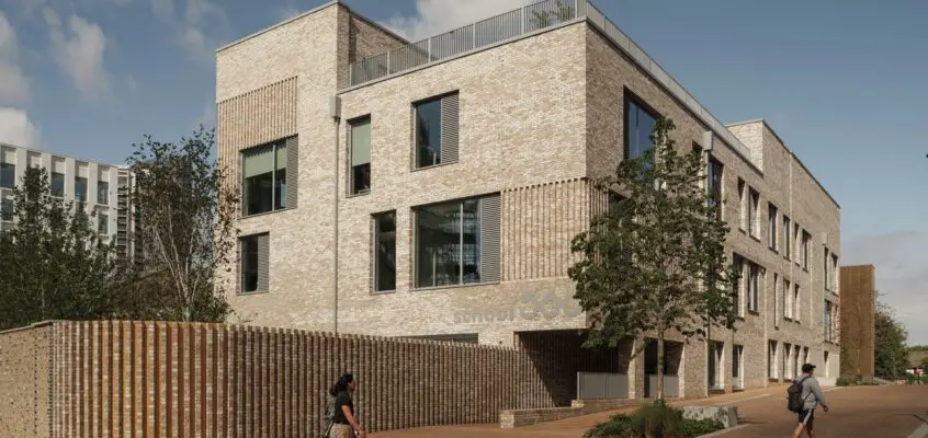 School 360, Sugar House Island, East London