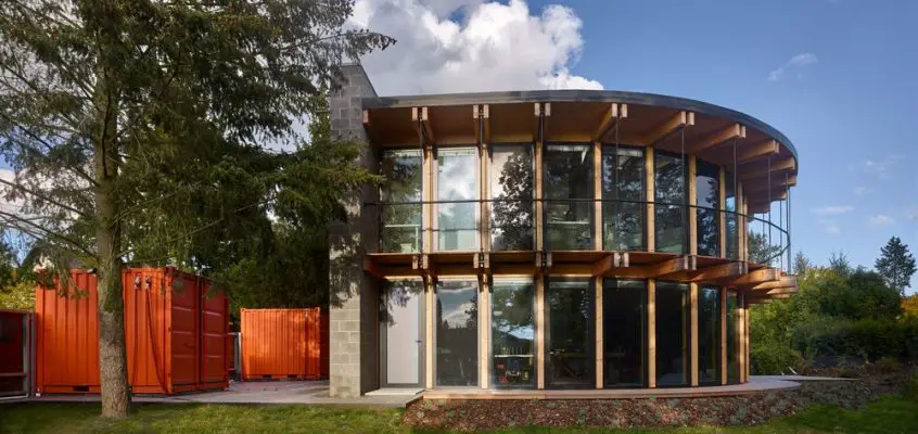 House That Opens Up to the Sun, Czech Republic