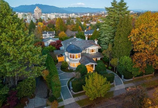 Osler St, Vancouver, BC - Modern homes in British Columbia