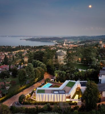 Villa Emerald Lake Garda house