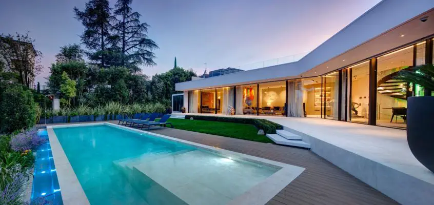 Villa Emerald Lake Garda house