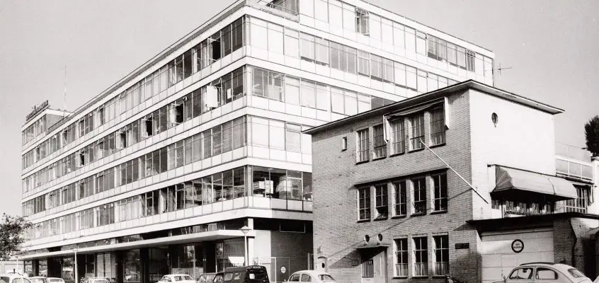 DC Van Hall Amsterdam: Staatsliedenbuurt building