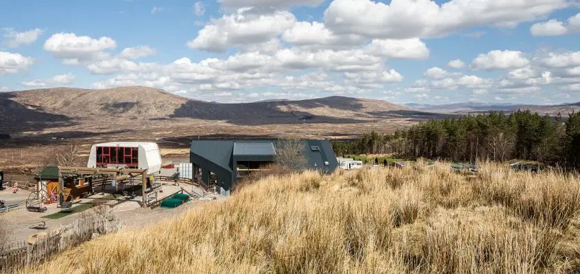 Glencoe Base Station building design