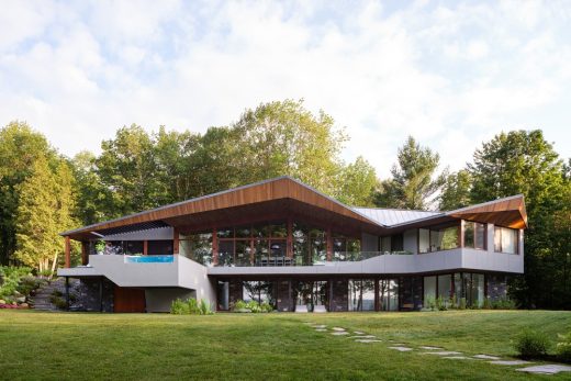 Memphremagog Lake Residence Quebec Home - Canadian Houses