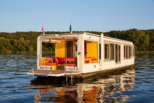 Tiny Home on the Water Berlin