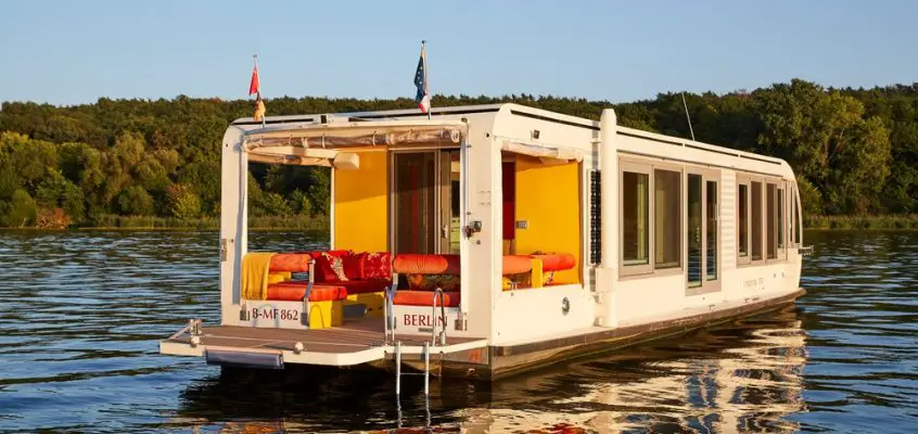Tiny Home on the Water, Berlin Germany