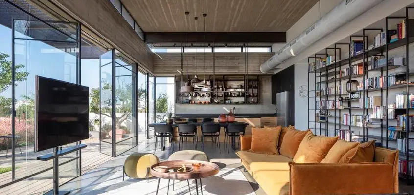 Bare House, Tel Aviv, Israel Property