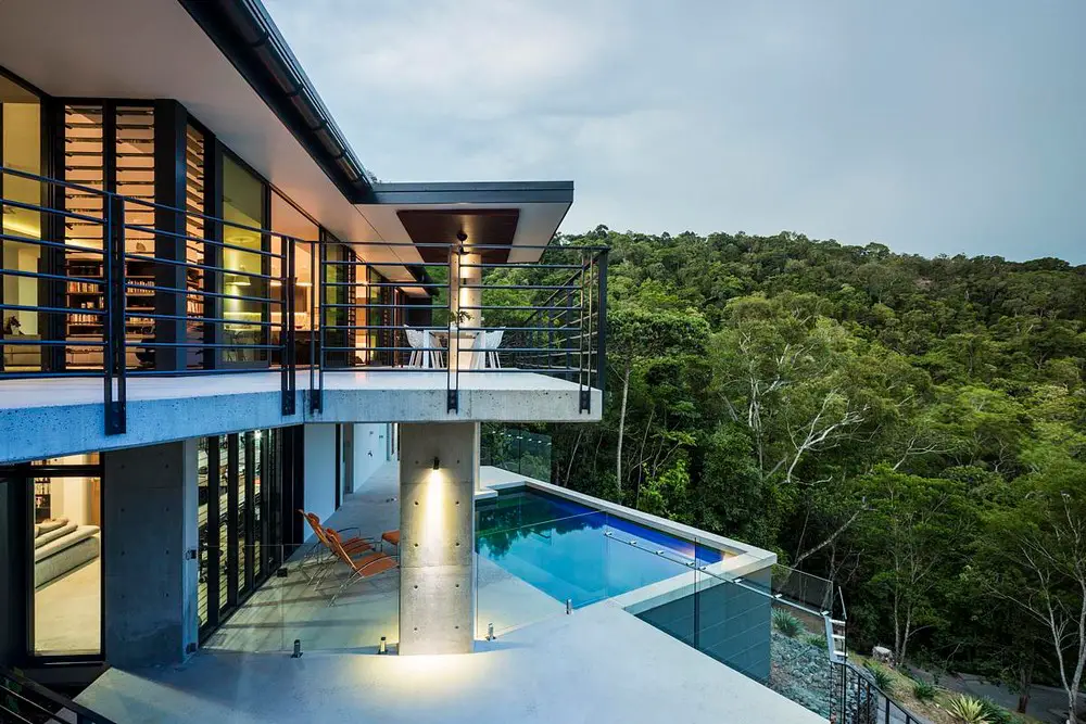 Edge Hill Residence Cairns QLD