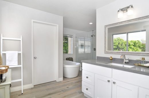 Why opt for bathroom remodelling?