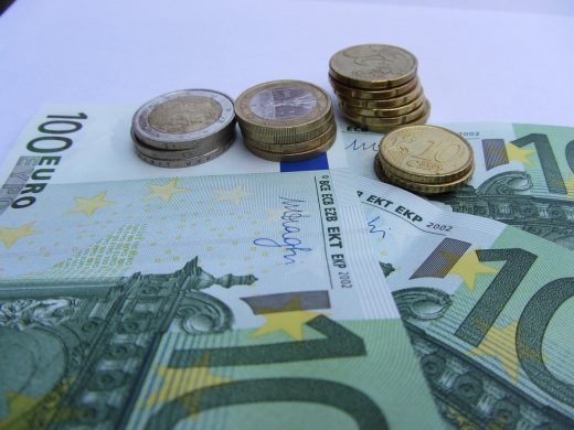 Debt collection advice - owed money tips euros