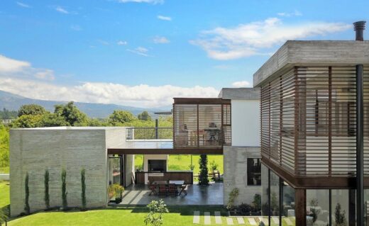 Concrete House Pichincha