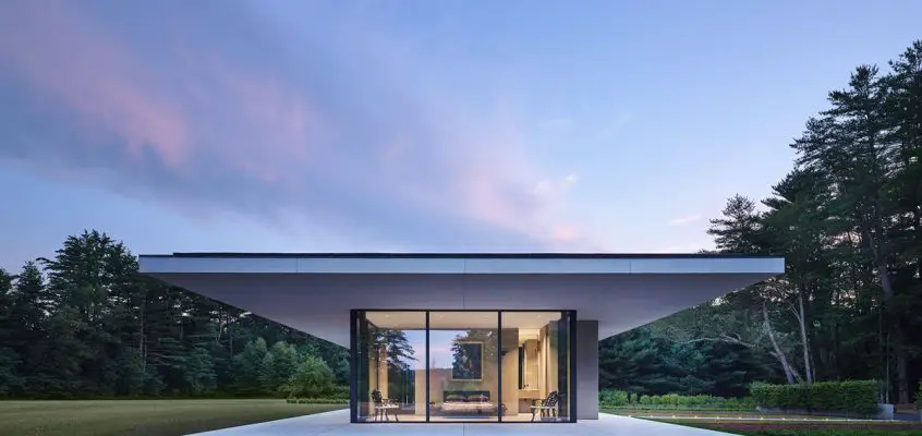 Minimalist Glass House in Berkshires, MA