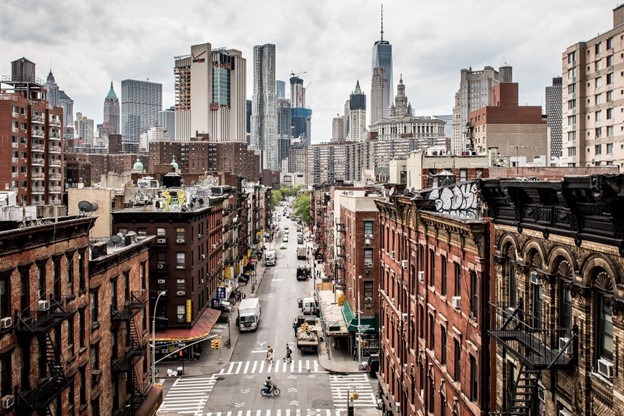 Best NYC neighborhoods for living with a roommate