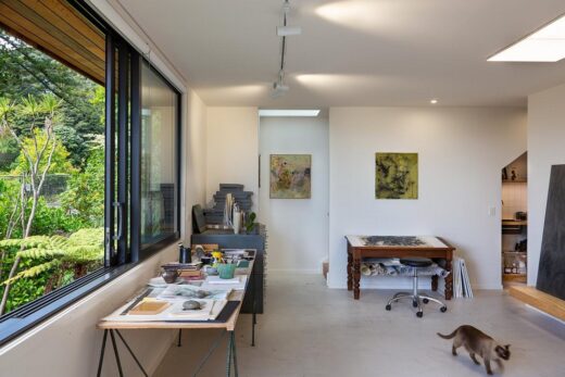 Lowry Bay Artists Studio Wellington NZ