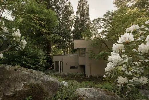 Montiverdi House West Vancouver Canada