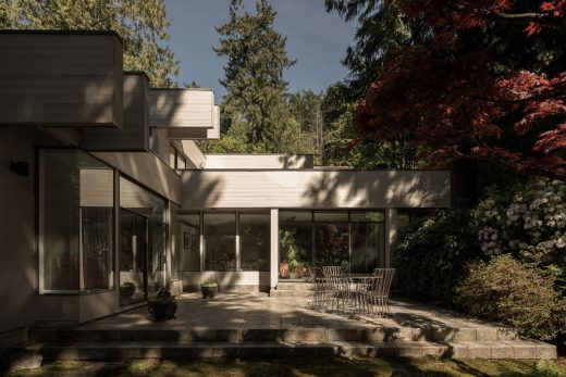 Montiverdi House, West Vancouver by Arthur Erickson