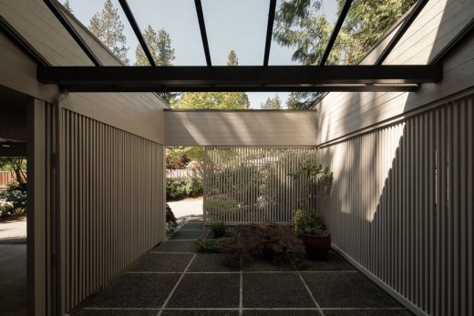 Montiverdi House West Vancouver by Arthur Erickson