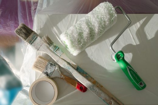 What to know before picking a painting brush roller