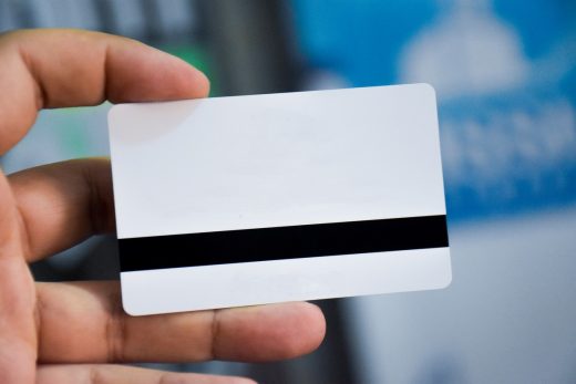 Spotting trustworthy fake ID vendors on internet