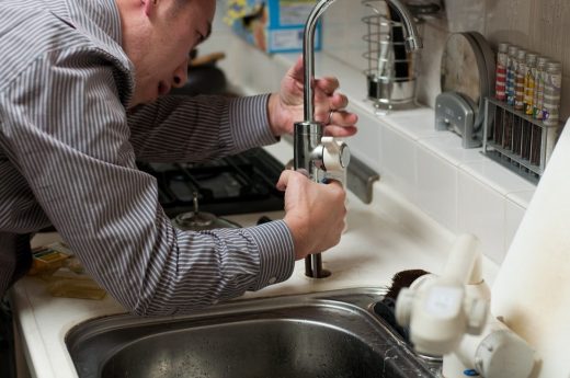 DIY solutions for common plumbing mishaps tips