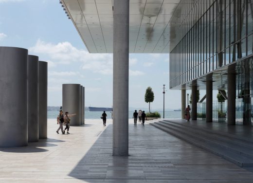 Istanbul Modern building by Renzo Piano landscape