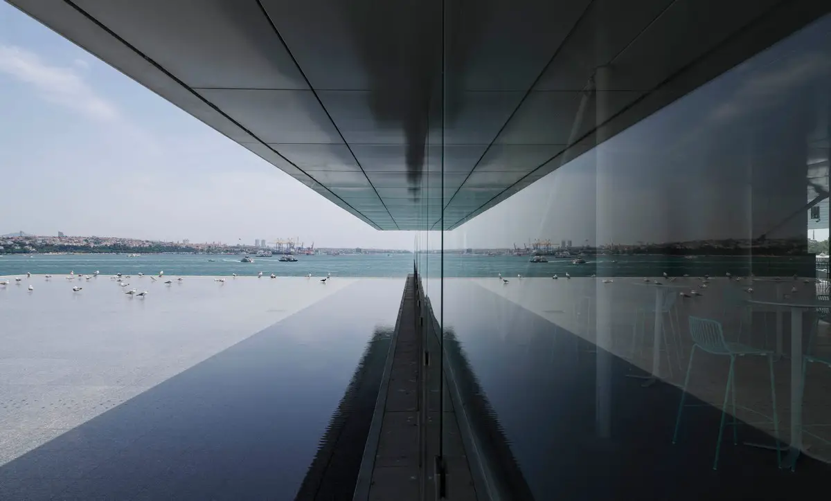 Istanbul Modern Museum design by Renzo Piano Building Workshop