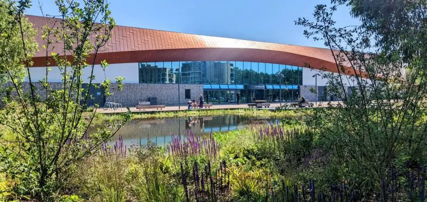 Lee Valley Ice Centre London building