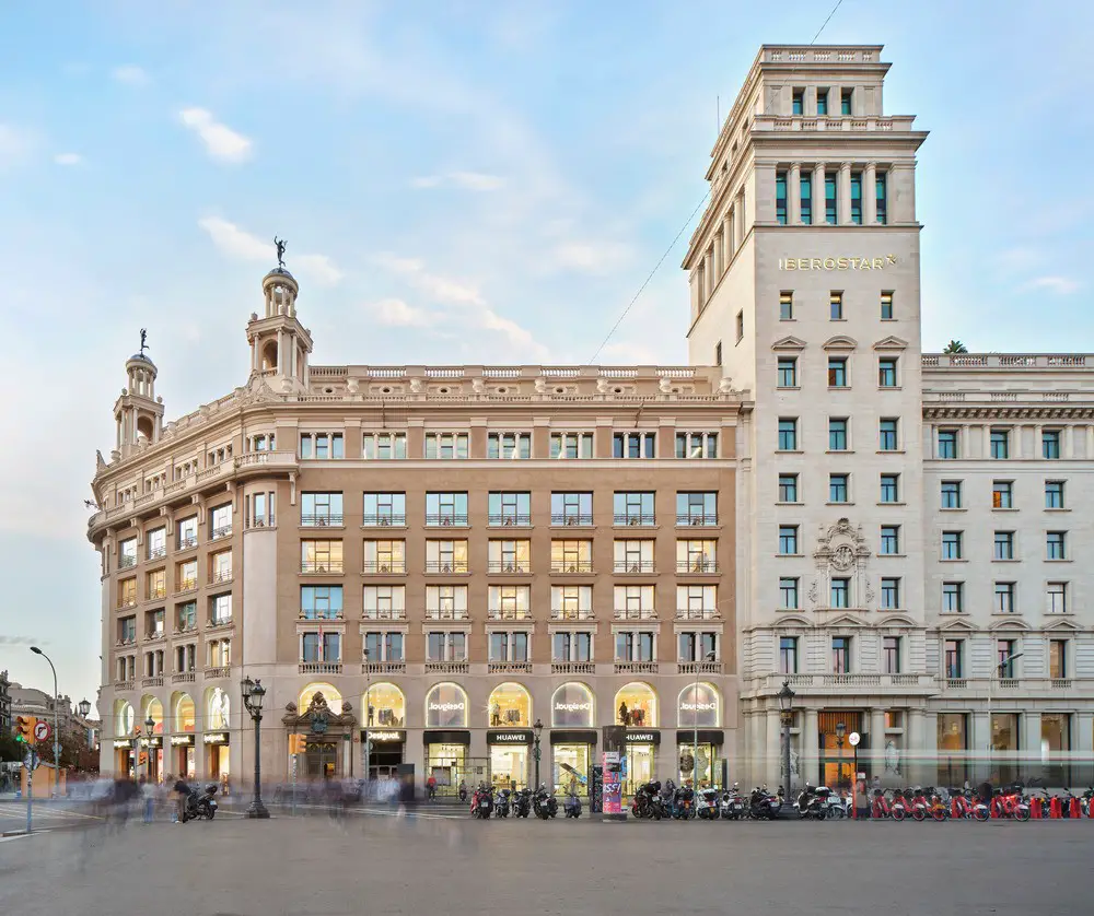 LOOM Plaza Catalunya Barcelona Spain