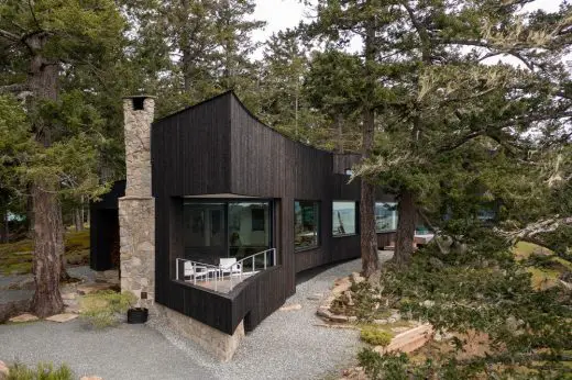 Mountaintop Hideaway House Mayne Island British Columbia