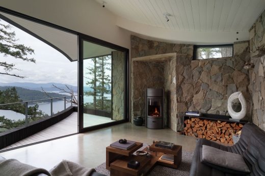 Mountaintop Hideaway House Mayne Island Canada