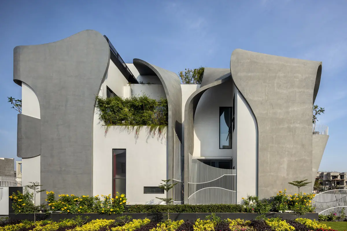 Ribbon House in Mohali, Punjab luxury home