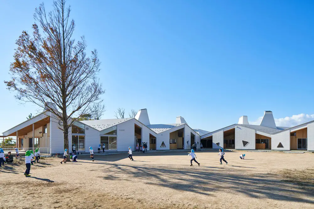 Yamaikarashi Nursery School Niigata Japan