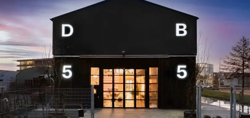 DB55 Building Amsterdam, Holland