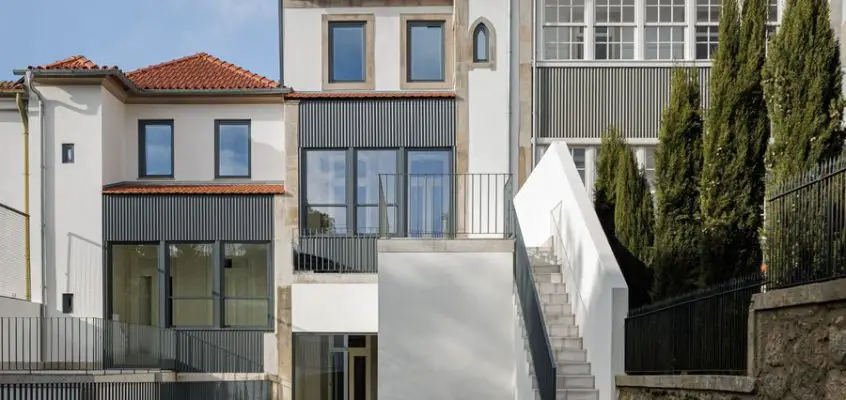 Marlim D. João IV, Porto building