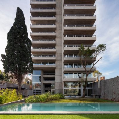 Río Arriba Rosario residential building, Santa Fe