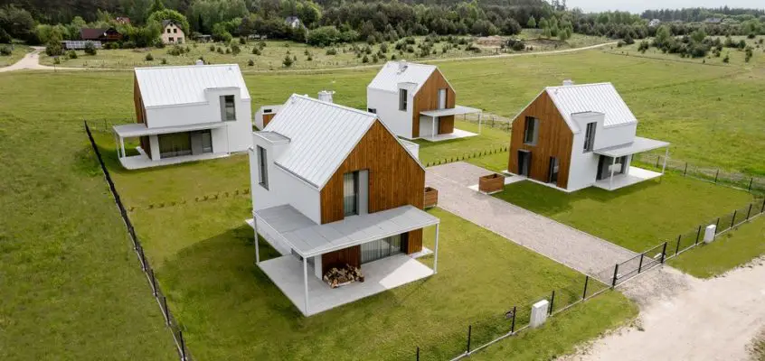 Beech Valley Housing Complex, Grabówko Lake, Poland