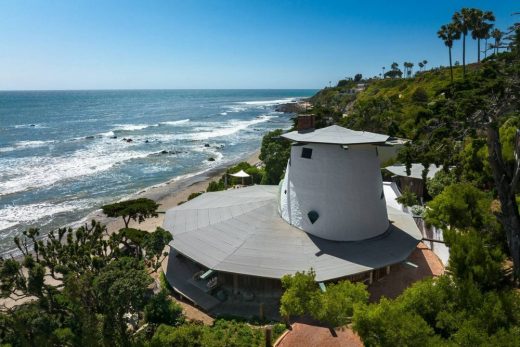 Harry Gesner’s Sandcastle Beach Home California