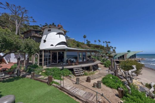 Harry Gesner’s Sandcastle Malibu Beach Home