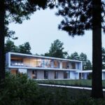 Peninsula House