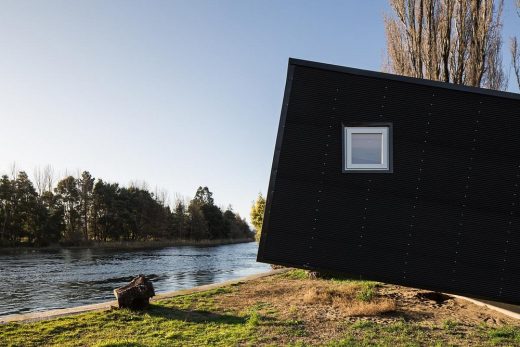 Riverside Cabin Valdivia Chile building