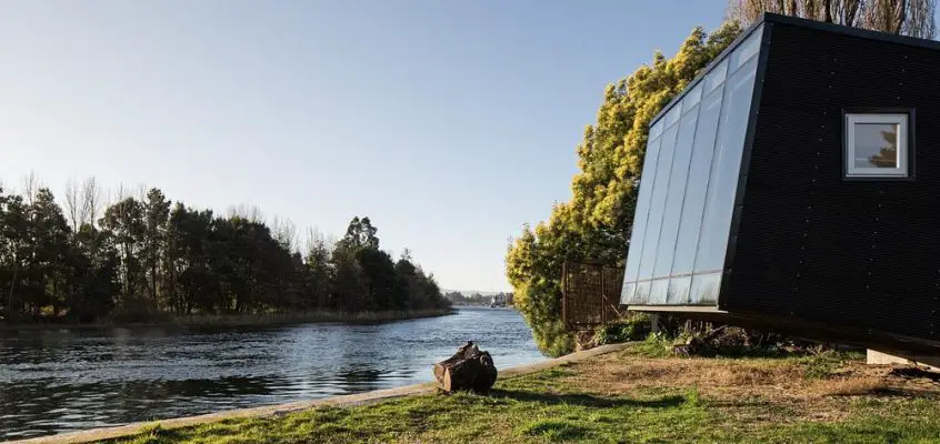 Riverside Cabin, Valdivia, Chile building