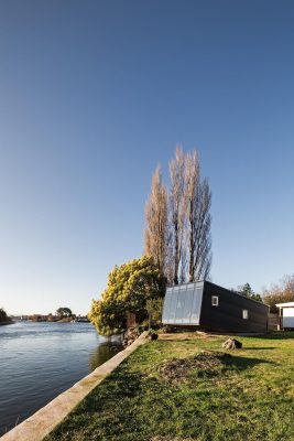 Riverside Cabin Valdivia Chile building