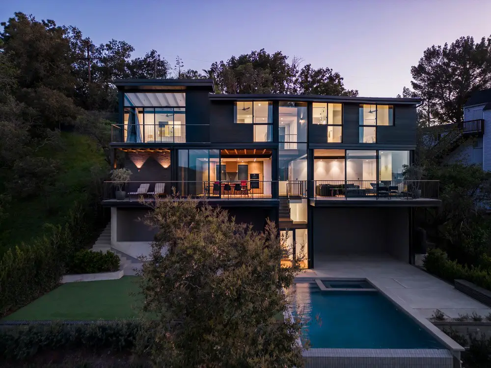 t House Los Angeles