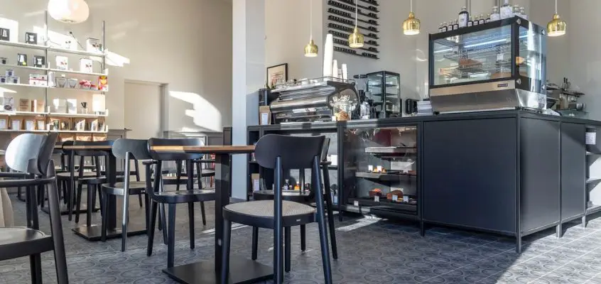 Thonet furniture for the new Herr Hase café in Münster