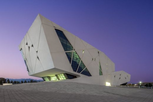 University of Semnan Auditorium and Library