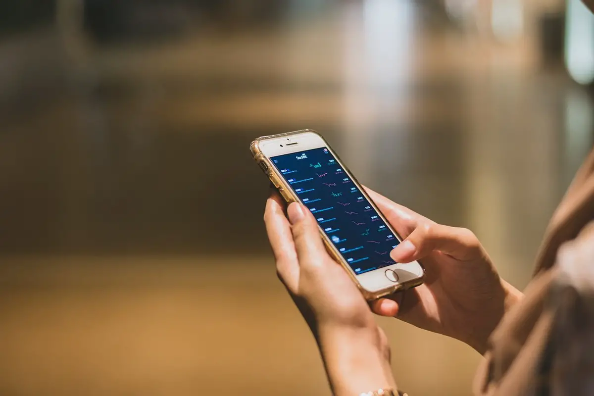 How to organize monthly payments mobile phone
