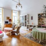 Long-term storage influences use of space