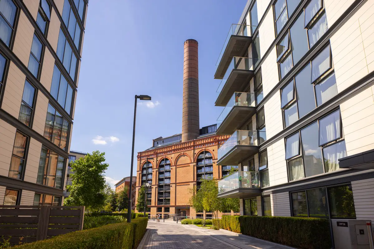 Powerhouse Chelsea Waterfront, London Property