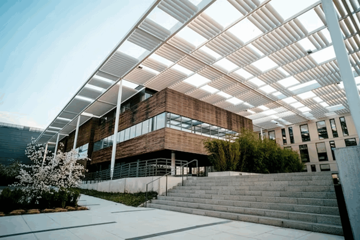 The Evolution of Sustainable Materials in Commercial Architecture