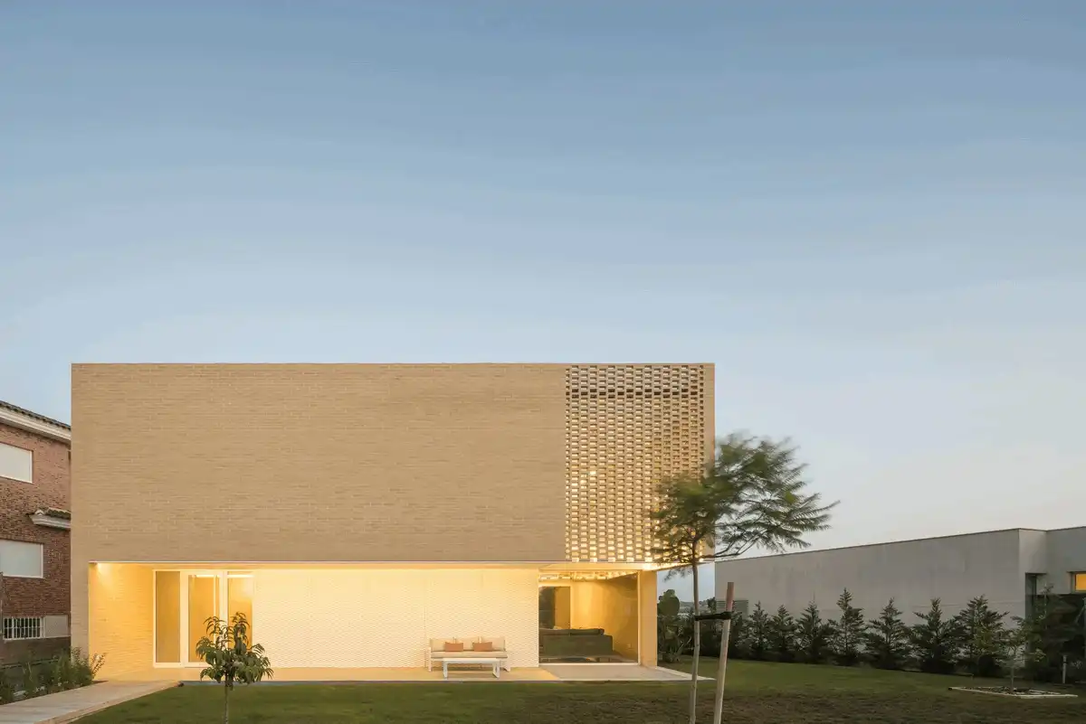 Casa Cuadrada, Valencia